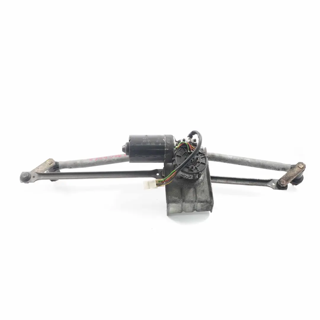 Mercedes Sprinter W901 Motor del limpiaparabrisas Sistema delantero - SKU lhd-A1638200241 - Número de pieza A1638200241