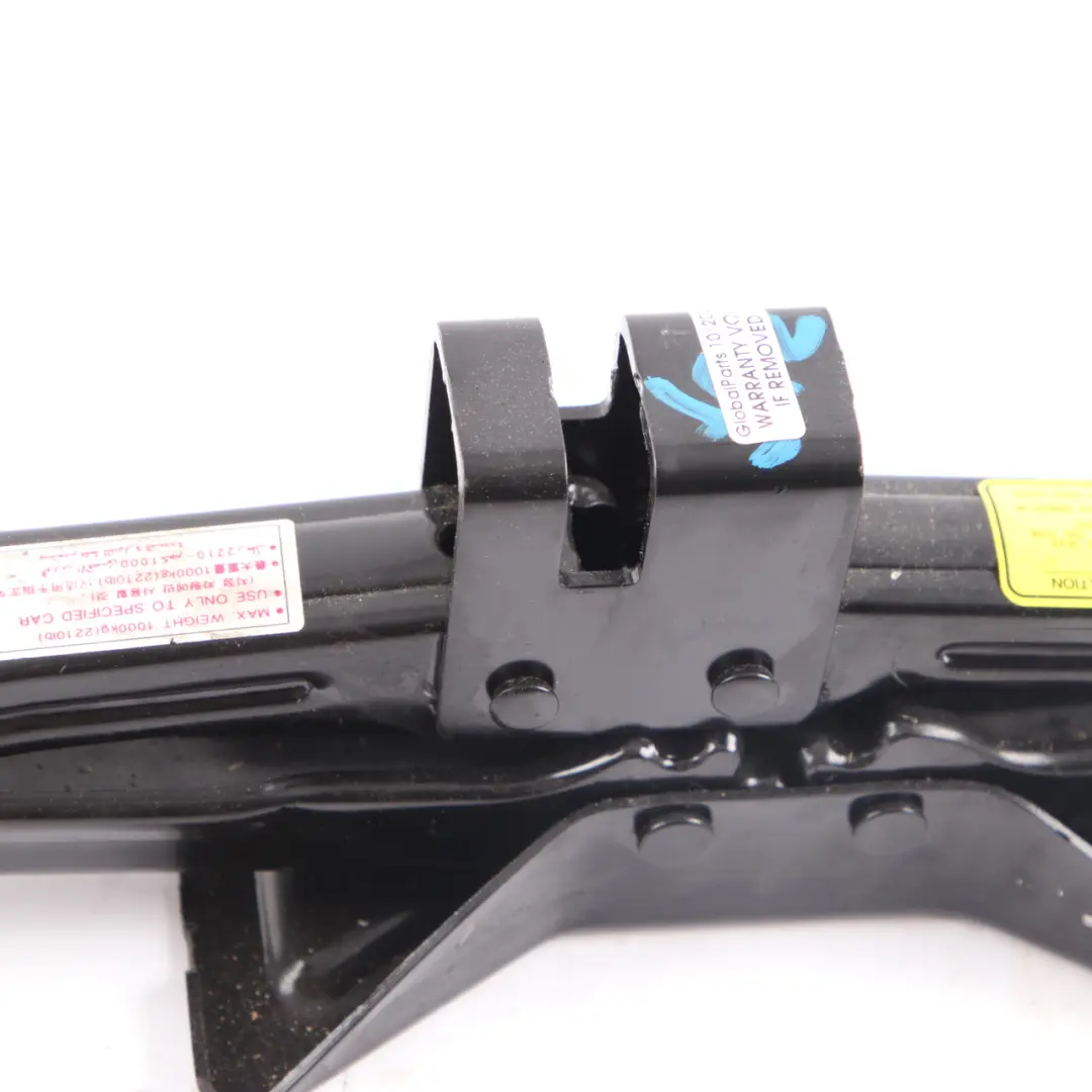 Tool Emergency Wheel Lifter to Kia Hyundai Car with Part number Lifting Jack Kia Hyundai Car Tool Emergency Wheel Lifter - SKU Lifting Jack - Part number Lifting Jack