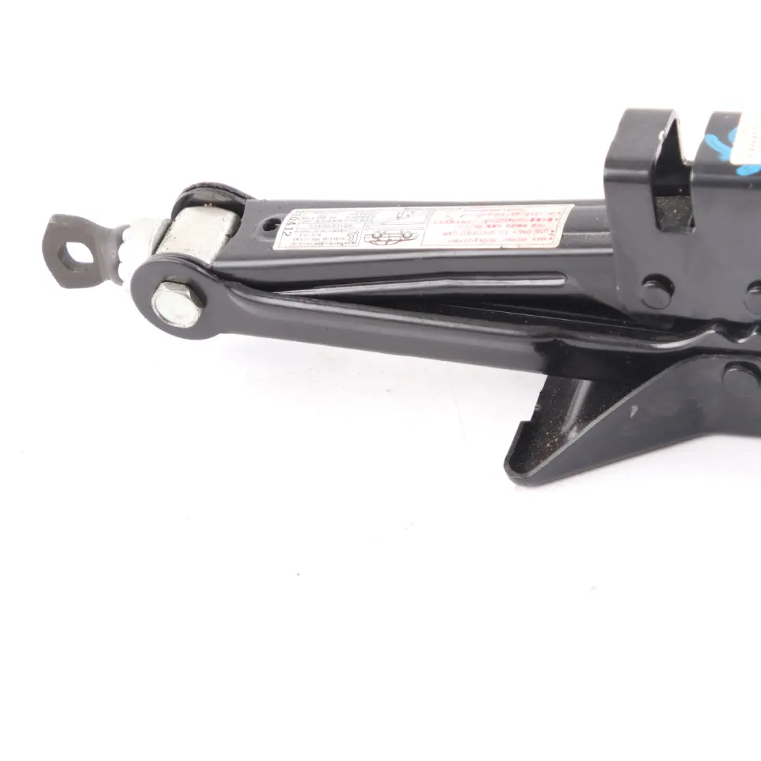 Tool Emergency Wheel Lifter to Kia Hyundai Car with Part number Lifting Jack Kia Hyundai Car Tool Emergency Wheel Lifter - SKU Lifting Jack - Part number Lifting Jack