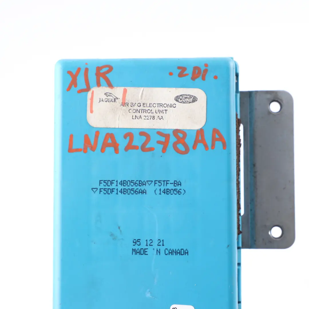 Airbag Module Jaguar XJR XJ6 XJ12 Air Bag Control Unit ECU to with Part number LNA2278AA Airbag Module Jaguar XJR XJ6 XJ12 Air Bag Control Unit ECU - SKU LNA2278AA - Part number LNA2278AA