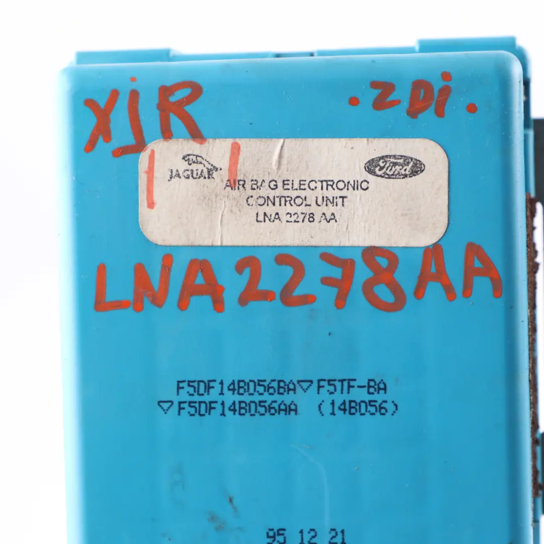 Airbag Module Jaguar XJR XJ6 XJ12 Air Bag Control Unit ECU to with Part number LNA2278AA Airbag Module Jaguar XJR XJ6 XJ12 Air Bag Control Unit ECU - SKU LNA2278AA - Part number LNA2278AA