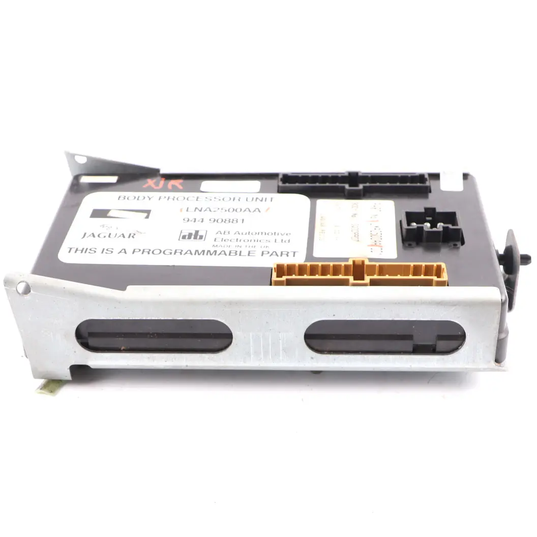 Jaguar XJ XJR XJ6 XJ12 X300 Body Processor Control Module ECU BCM Unit to with Part number LNA2500AA Jaguar XJ XJR XJ6 XJ12 X300 Body Processor Control Module ECU BCM Unit - SKU LNA2500AA - Part number LNA2500AA
