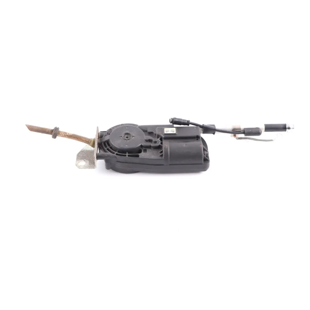 Jaguar XJ X308 XJR X300 Electric Antenna Aerial Radio Amplifier to with Part number LNA4120AA Jaguar XJ X308 XJR X300 Electric Antenna Aerial Radio Amplifier - SKU LNA4120AA - Part number LNA4120AA