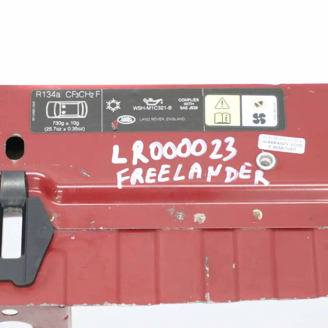 Portapannelli anteriore Rimini Red per Land Rover Freelander 2 con numero di parte LR000023 Land Rover Freelander 2 Portapannelli anteriore Rimini Red - SKU LR000023 - Numero di parte LR000023