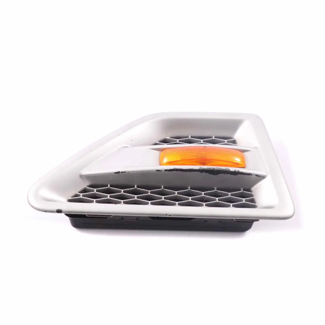 Pannello laterale Griglia anteriore destro Indicatore per Land Rover Freelander 2 con numero di parte LR001658 Land Rover Freelander 2 Pannello laterale Griglia anteriore destro Indicatore - SKU LR001658 - Numero di parte LR001658