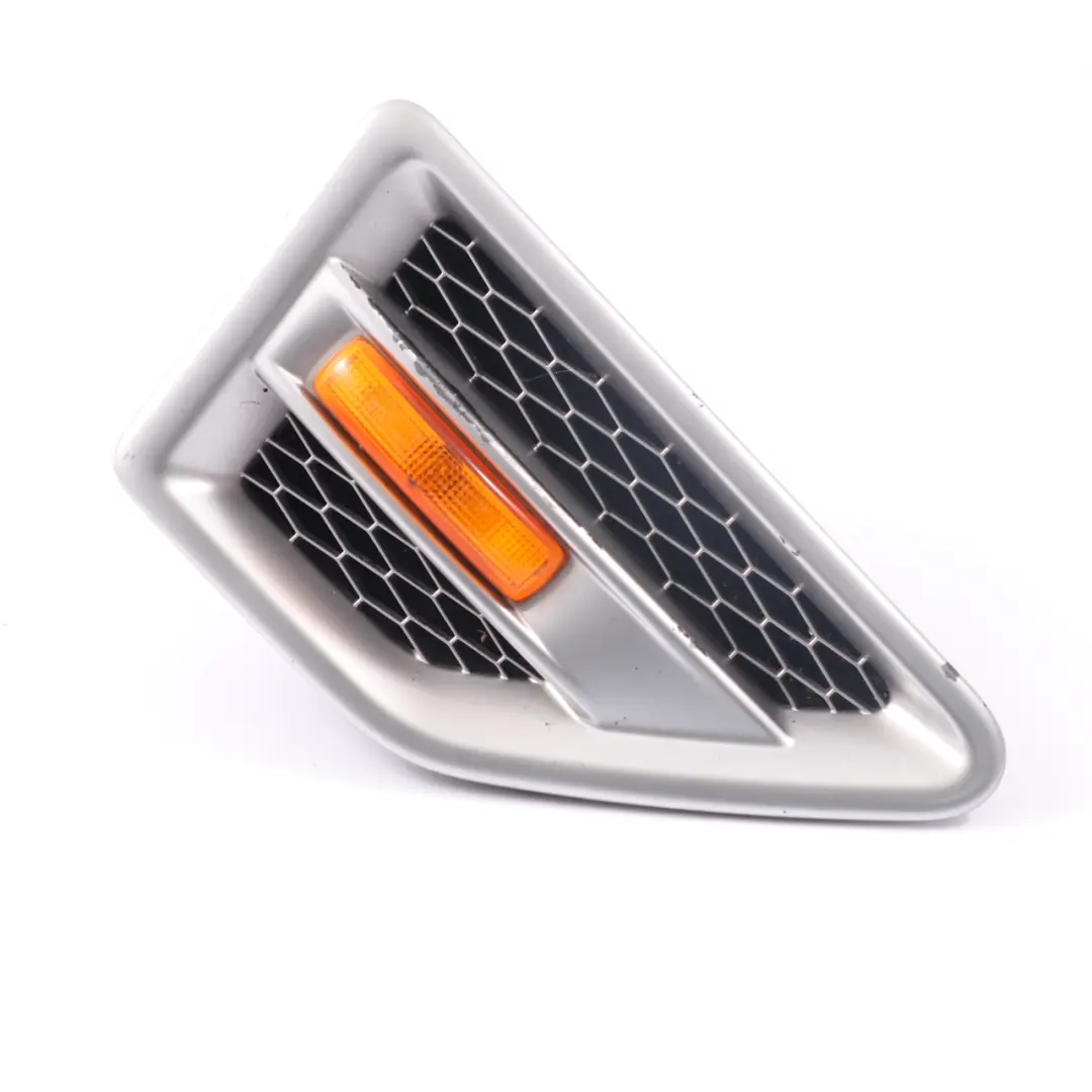 Seitenteil Kühlergrill Land Rover Freelander 2 vorne rechts Kotflügel Blinker für mit Teilenummer LR001658 Seitenteil Kühlergrill Land Rover Freelander 2 vorne rechts Kotflügel Blinker - SKU LR001658 - Teilenummer LR001658