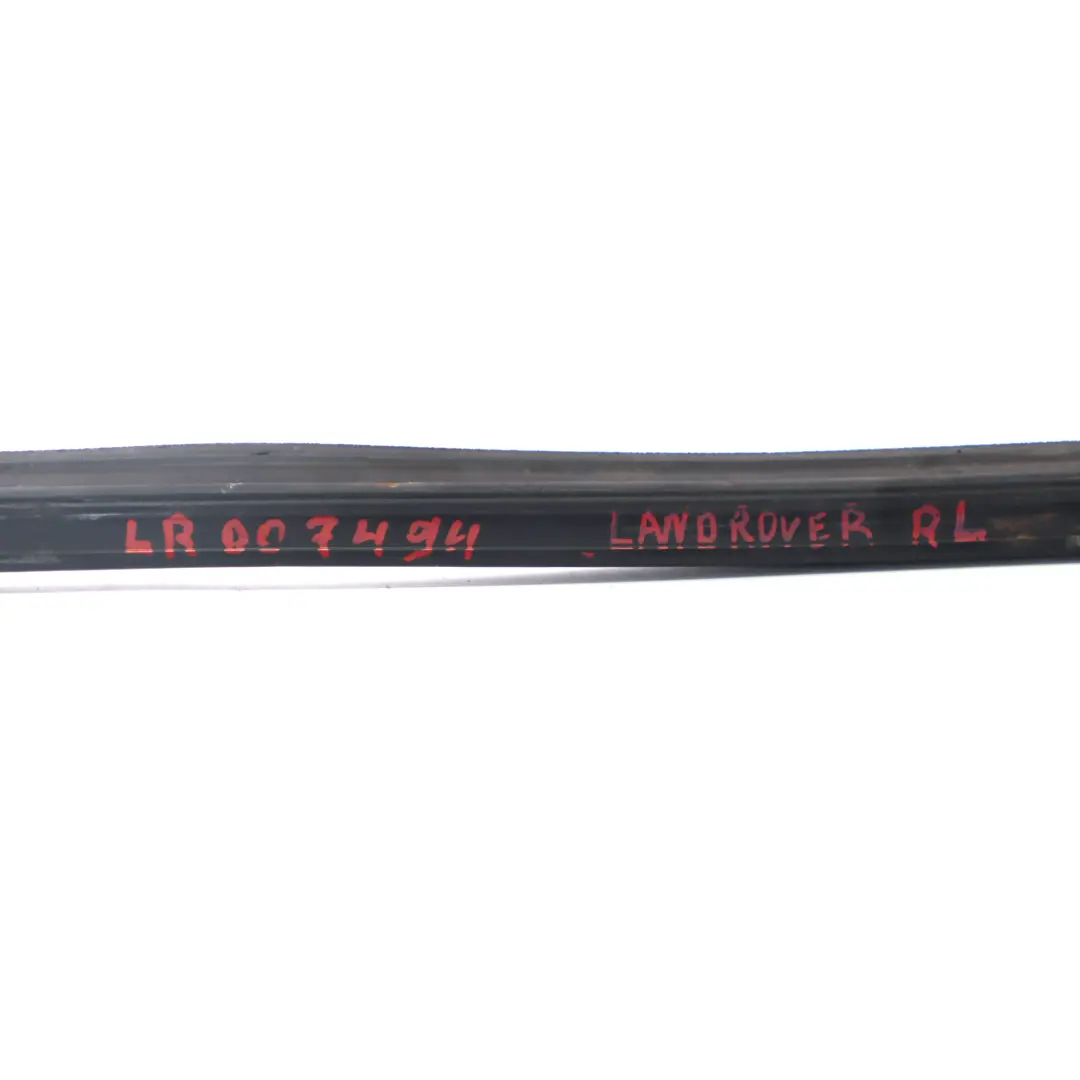 Guarnizione Finestra Porta Posteriore Sinistra per Land Rover Freelander 2 con numero di parte LR007494 Land Rover Freelander 2 Guarnizione Finestra Porta Posteriore Sinistra - SKU LR007494 - Numero di parte LR007494