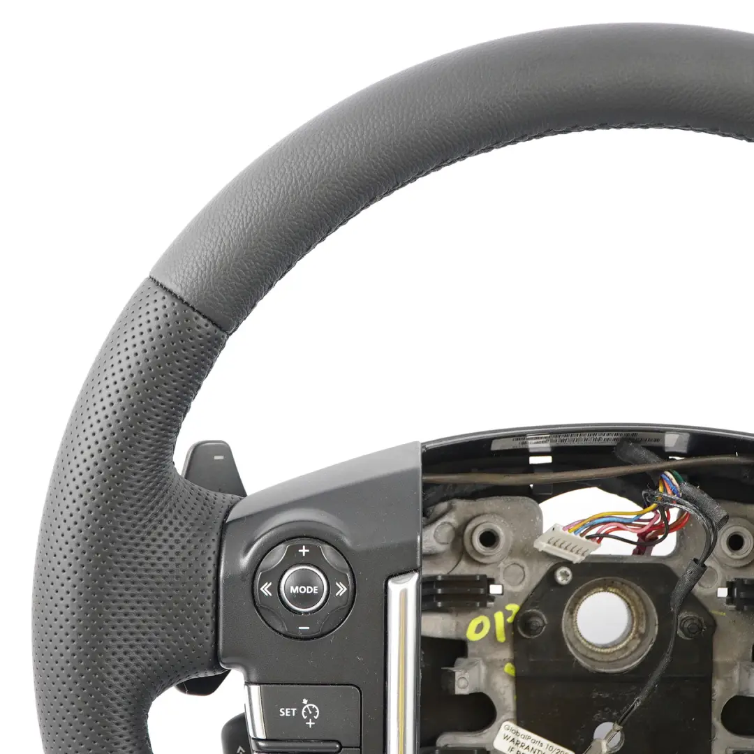 NUOVO Volante in Pelle Nera Multifunzione per Land Rover Range Rover Sport L320 con numero di parte LR016253-1 Land Rover Range Rover Sport L320 NUOVO Volante in Pelle Nera Multifunzione - SKU LR016253-1 - Numero di parte LR016253-1