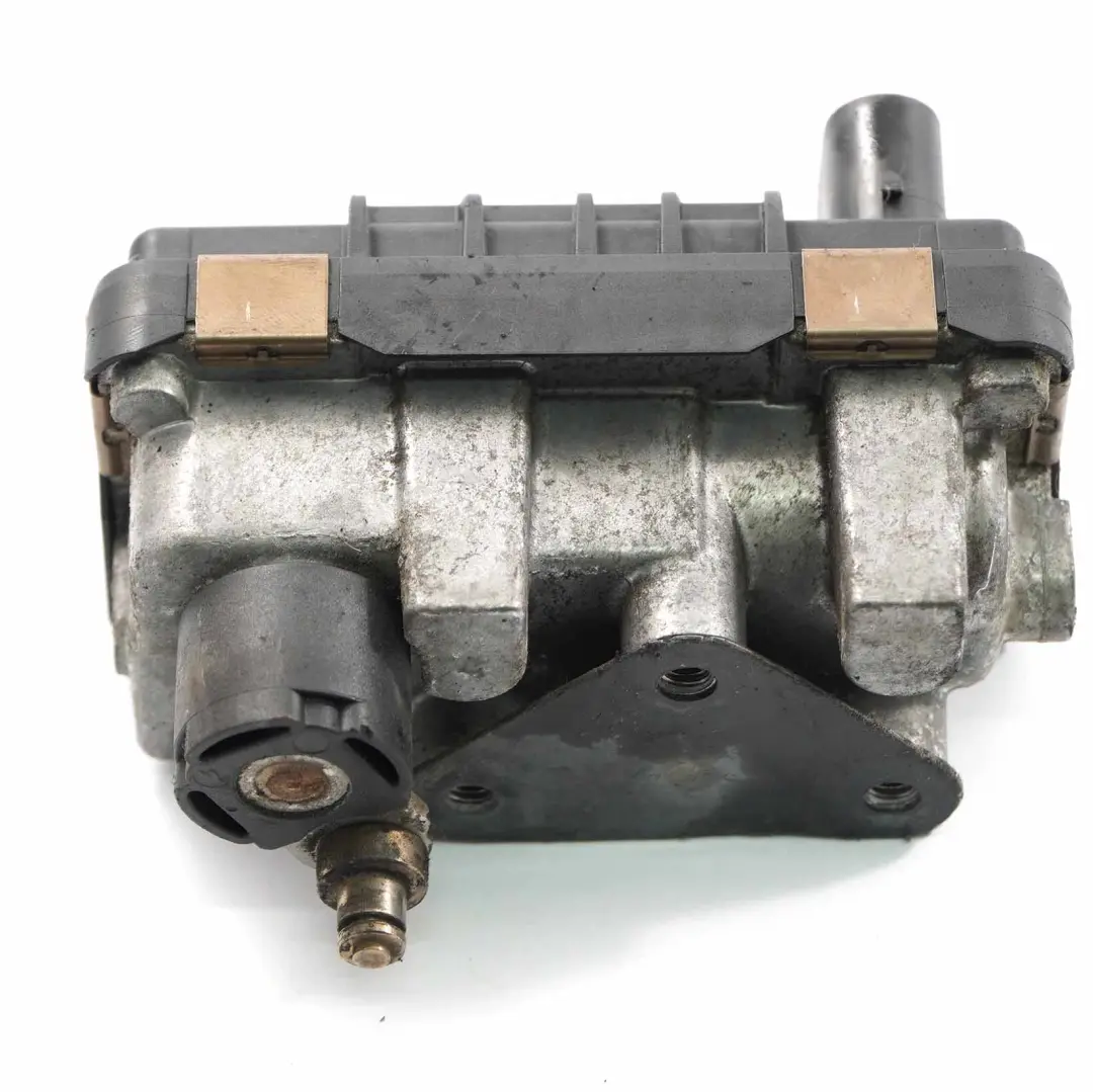 Turbocharger Actuator Land Rover Range Sport L320 3.0D Garret 6NW009550 767649 to with Part number LR029915 Turbocharger Actuator Land Rover Range Sport L320 3.0D Garret 6NW009550 767649 - SKU LR029915-1 - Part number LR029915