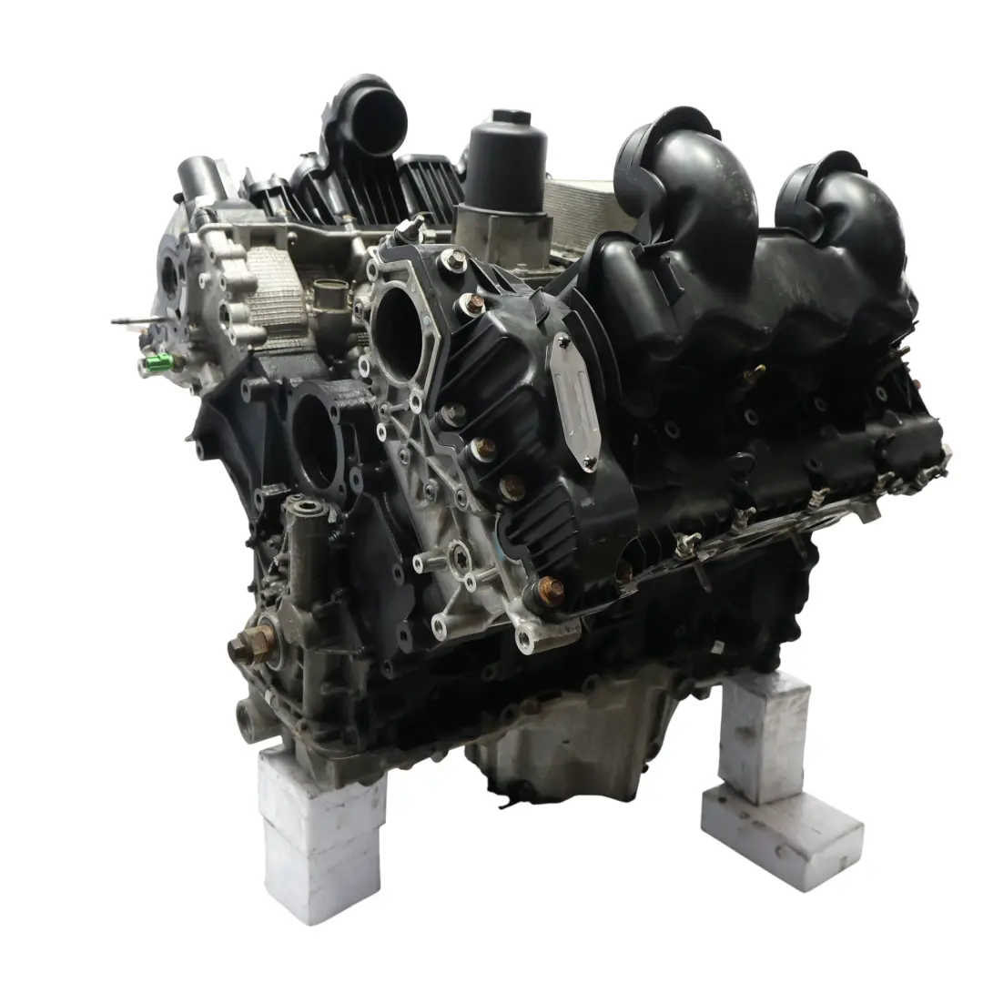 Desnudo 448DT GARANTÍA para Land Range Rover L405 L494 Sport Vogue 4.4 SDV8 Motor con número de pieza LR035101 Land Range Rover L405 L494 Sport Vogue 4.4 SDV8 Motor Desnudo 448DT GARANTÍA - SKU LR035101 - Número de pieza LR035101