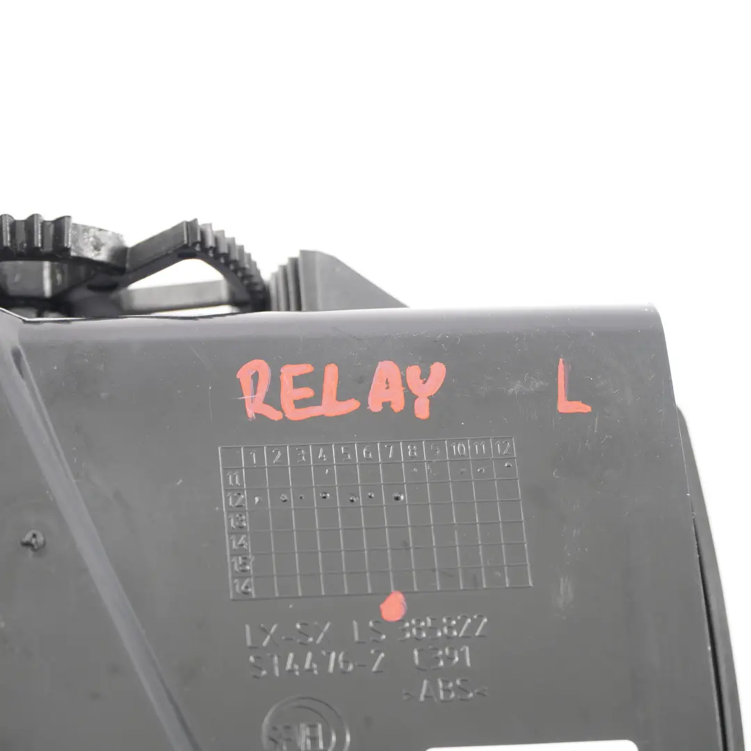 Bocchetta aria Fiat Ducato Peugeot Boxer Griglia aria fresca sinistra per con numero di parte LS385822 Bocchetta aria Fiat Ducato Peugeot Boxer Griglia aria fresca sinistra - SKU LS385822 - Numero di parte LS385822