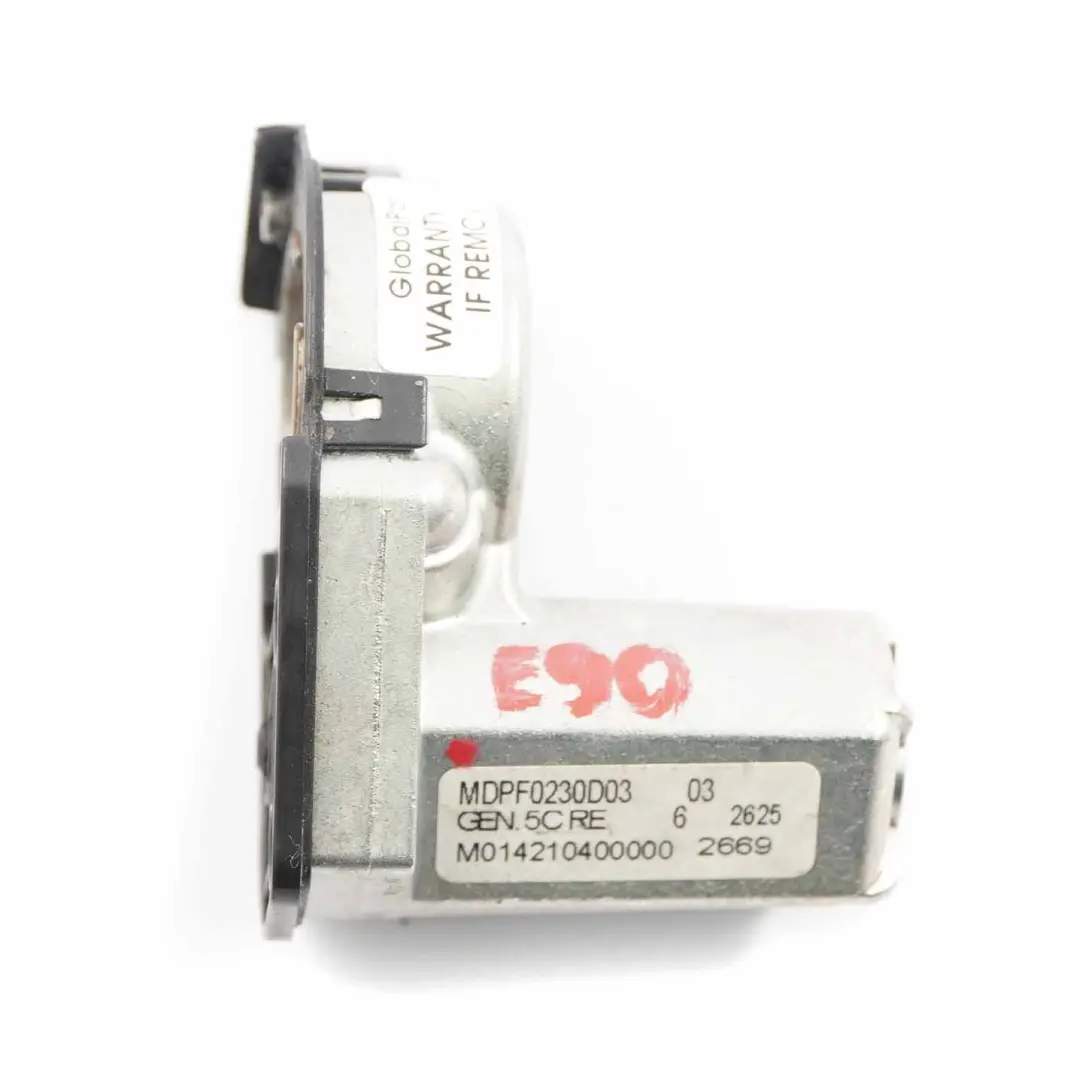 Espejo Exterior Ala Derecha Plegable para BMW E90 con número de pieza MDPF0230D03 BMW E90 Espejo Exterior Ala Derecha Plegable - SKU MDPF0230D03 - Número de pieza MDPF0230D03