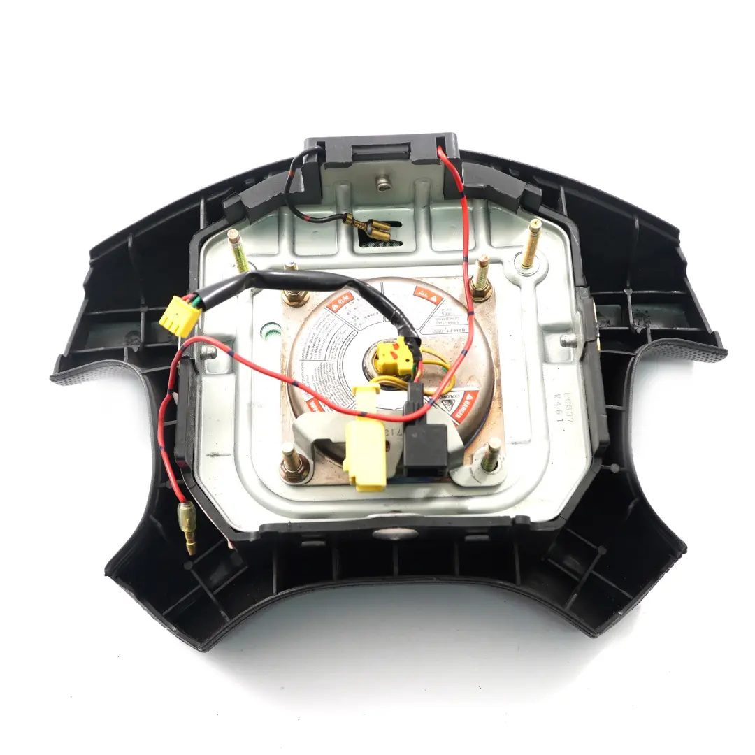 Steering Wheel Air Module Driver's Side to Mitsubishi Shogun Pajero with Part number MR510985X1 Mitsubishi Shogun Pajero Steering Wheel Air Module Driver's Side - SKU MR510985X1 - Part number MR510985X1