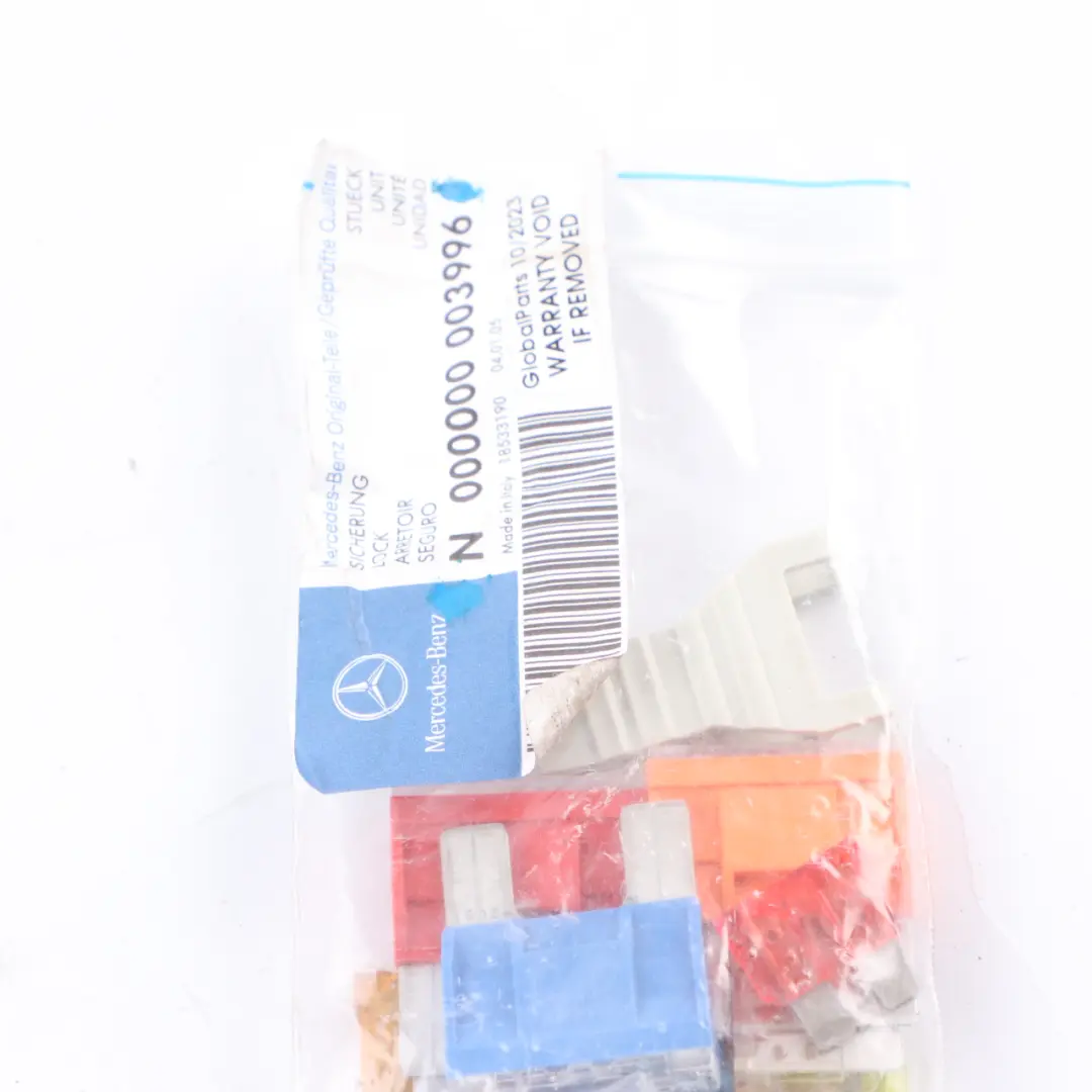 Universal Fuse Relay Electrical Unit Set Bag to Mercedes with Part number N000000 003996 Mercedes Universal Fuse Relay Electrical Unit Set Bag - SKU N000000003996 - Part number N000000 003996