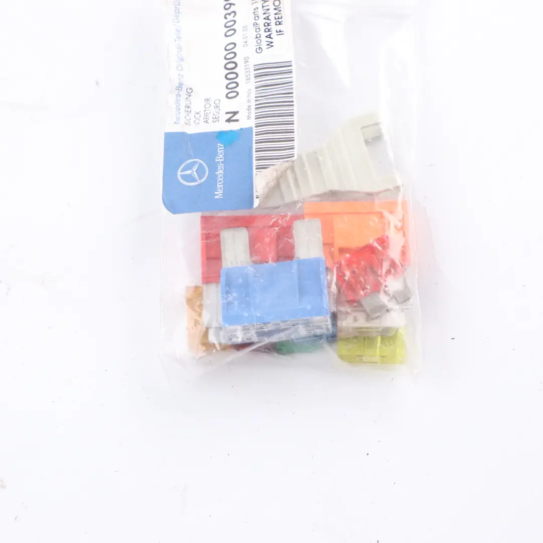 Ensemble Fusibles Relais Électriques Universels Mercedes Sachet pour à propos du numéro de pièce N000000 003996 Ensemble Fusibles Relais Électriques Universels Mercedes Sachet - SKU N000000003996 - Numéro de pièce N000000 003996