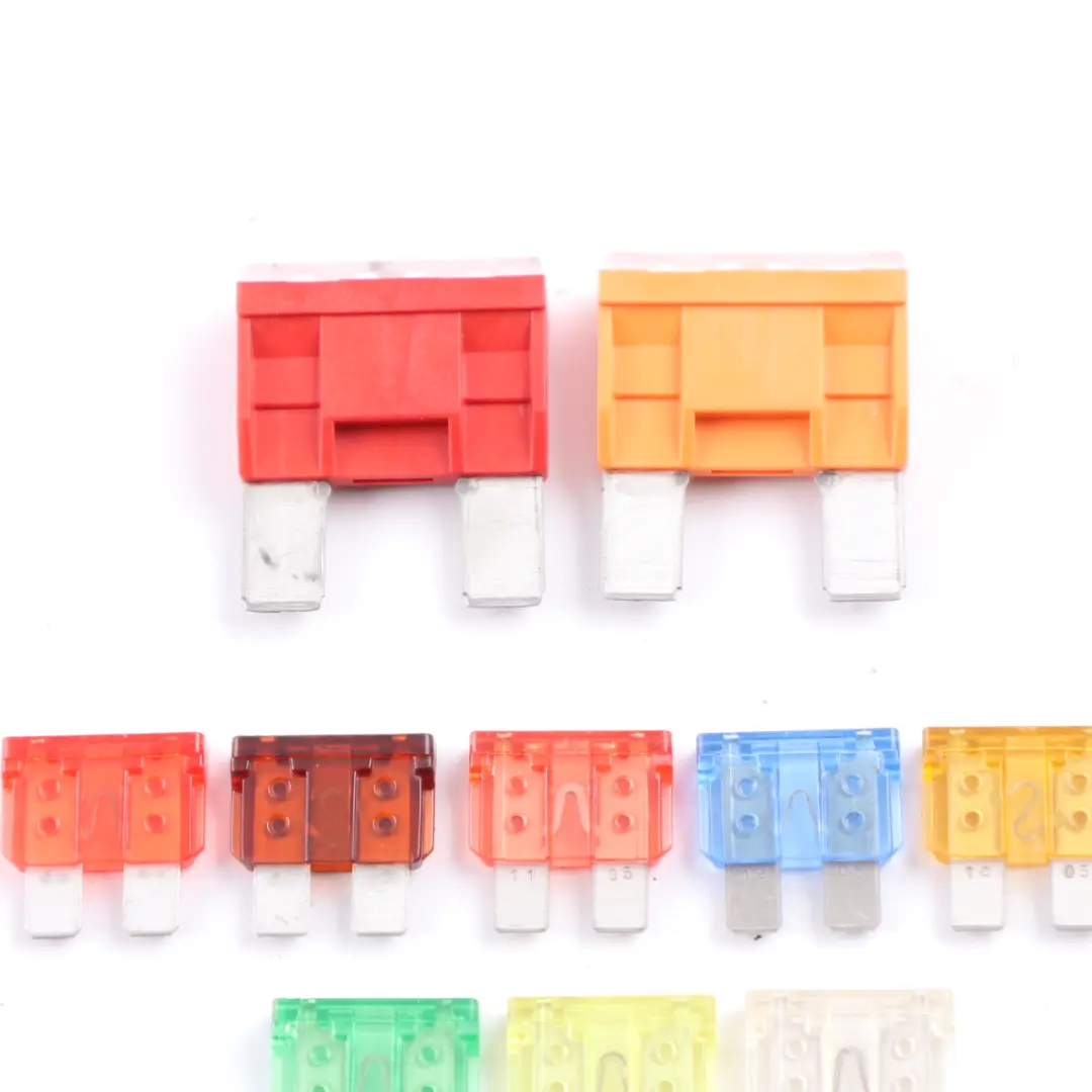 Replacement Fuse Kit Set to Mercedes W169 W204 W211 C219 with Part number N000000004325 Mercedes W169 W204 W211 C219 Replacement Fuse Kit Set - SKU N000000004325 - Part number N000000004325