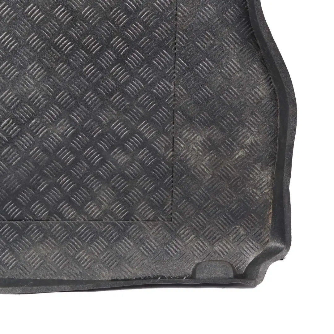 Gumowa Mata Bagażnika do BMW X5 E53 o numerze N102110 BMW X5 E53 Gumowa Mata Bagażnika - SKU N102110 - Numer Części N102110
