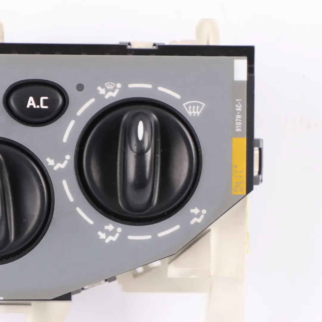 Heater Climate Control Panel Switch to Renault Trafic II Vauxhall Vivaro A with Part number N106729W Renault Trafic II Vauxhall Vivaro A Heater Climate Control Panel Switch - SKU N106729W - Part number N106729W