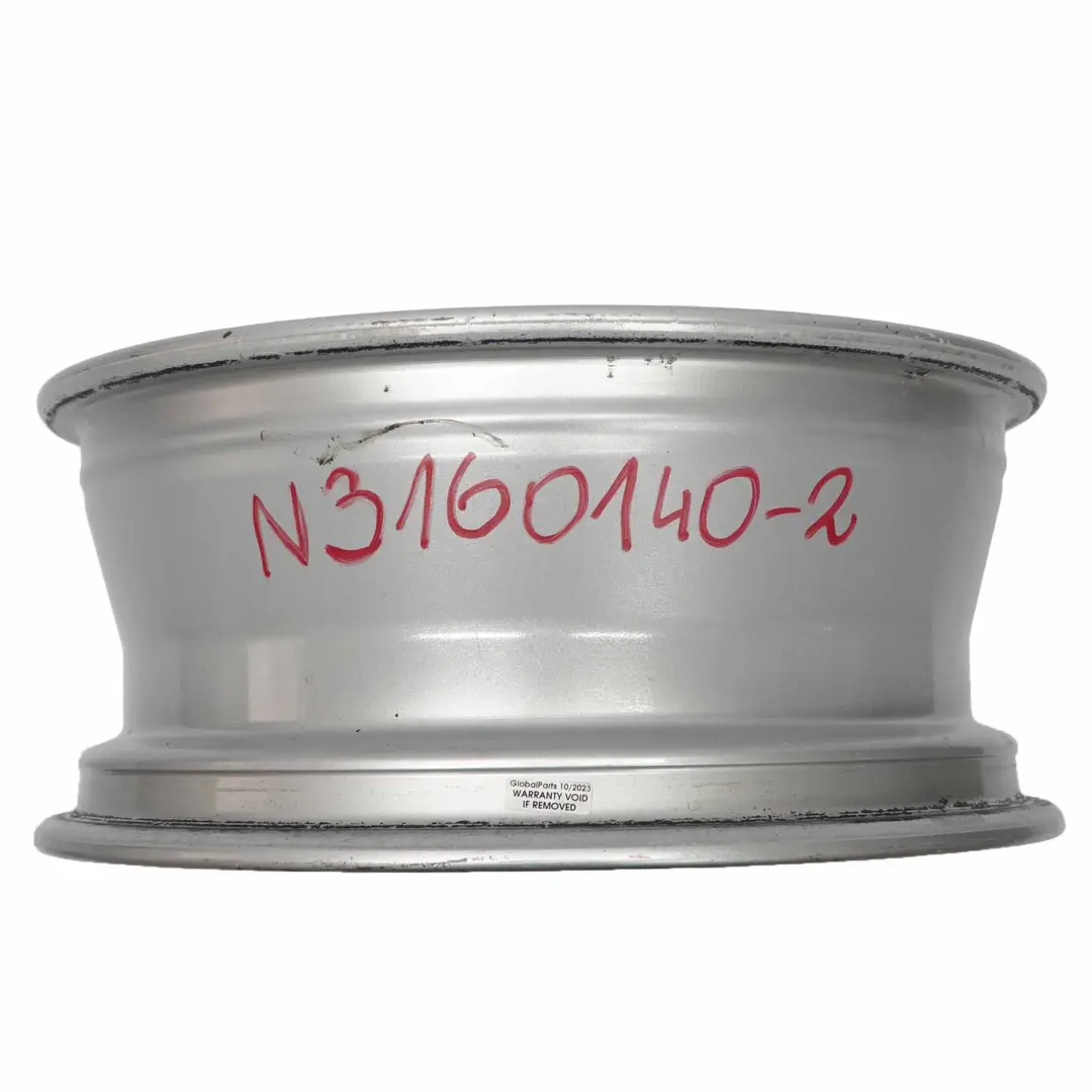 Silberne Leichtmetallfelge 16" ET:40 6,5J für Nissan Qashqai mit Teilenummer N3160140 Nissan Qashqai Silberne Leichtmetallfelge 16" ET:40 6,5J - SKU N3160140-2 - Teilenummer N3160140