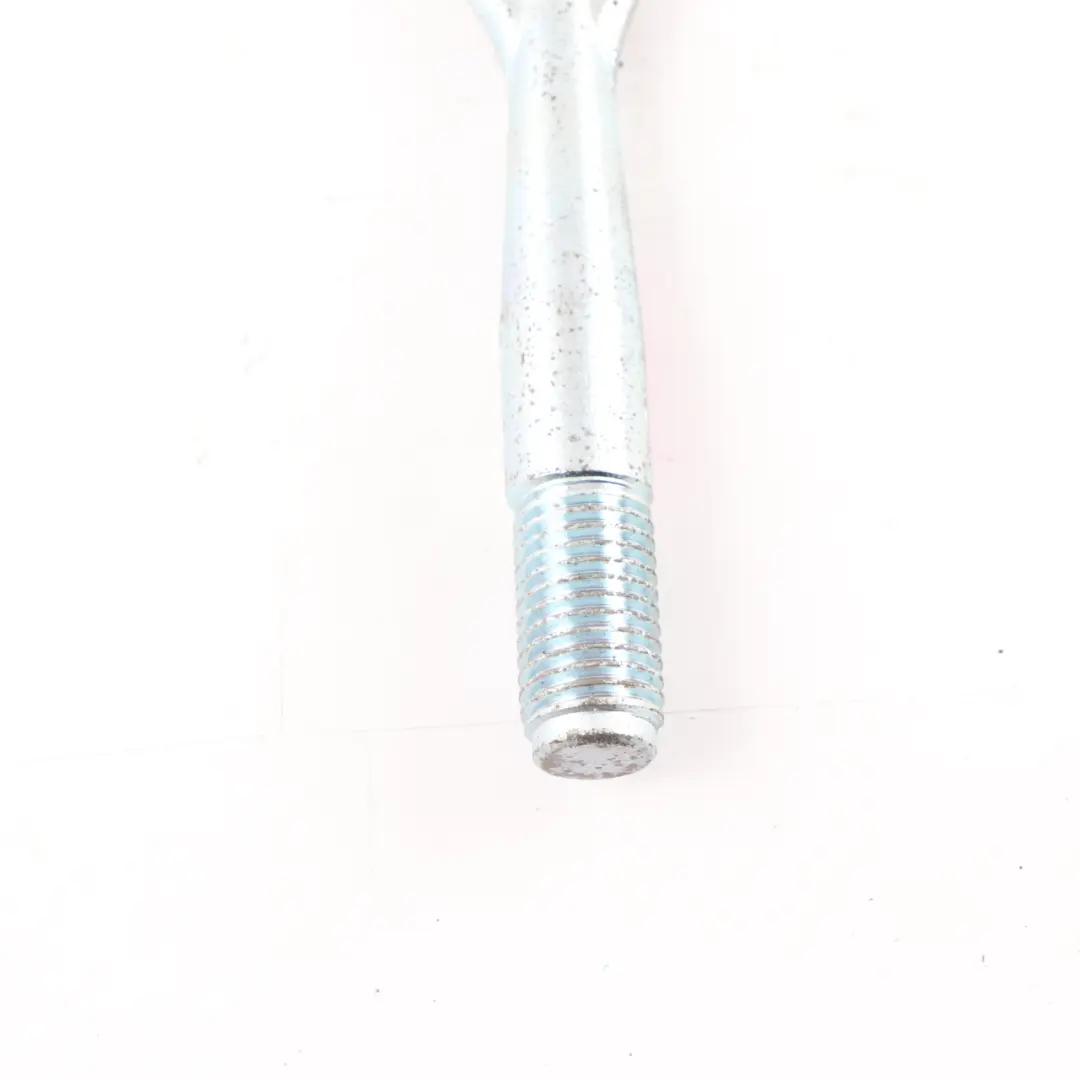 Nissan Qashqai J10 Towing Eye Tow Hook Tool - SKU Nissan Hook - Part number Nissan Hook