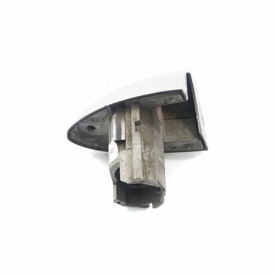 Manija Cubierta Puerta Izquierda Delantera Trasera Titán Plata - 354 para BMW X5 E53 con número de pieza 0007434 BMW X5 E53 Manija Cubierta Puerta Izquierda Delantera Trasera Titán Plata - 354 - SKU P0007434-TS - Número de pieza 0007434