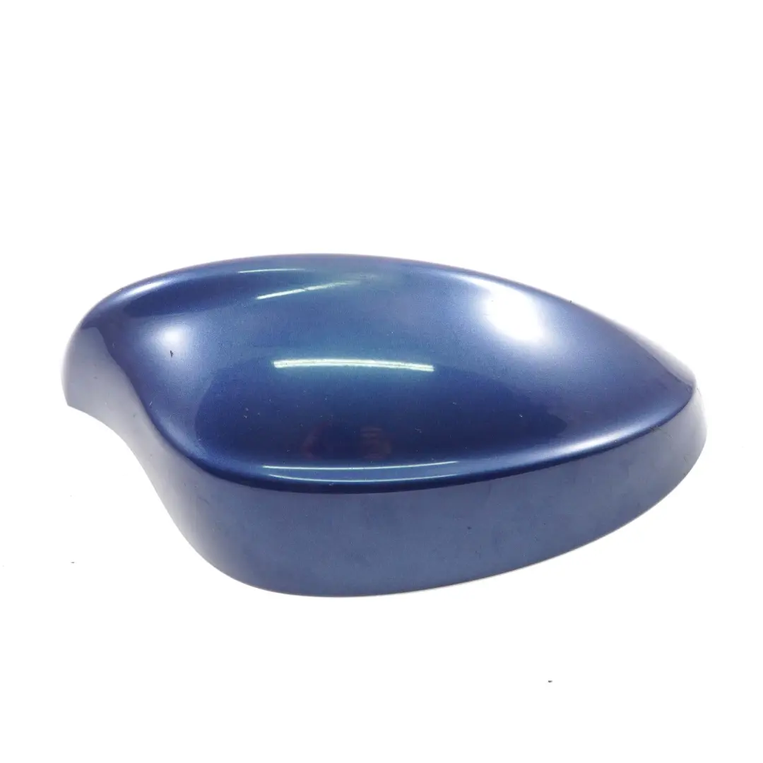 Destra Cover Cap O/S Casing Wing Mirror Le Mans Blau Blue 381 per BMW E90 con numero di parte 0032724 BMW E90 Destra Cover Cap O/S Casing Wing Mirror Le Mans Blau Blue 381 - SKU P0032724-LMB1 - Numero di parte 0032724