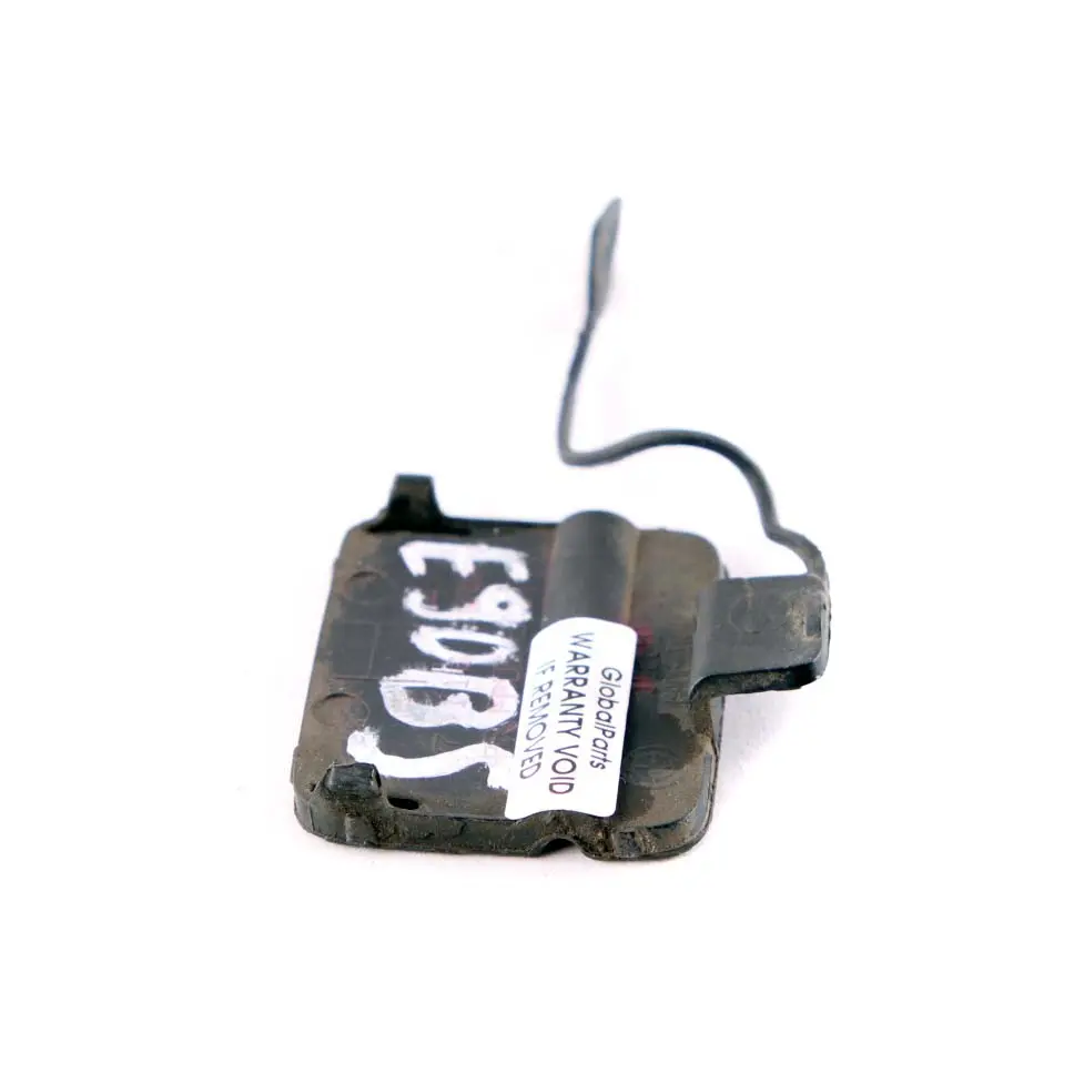 BMW E90 Anneau Remorquage Arrière Pare-Chocs Noir Saphir Métallisé 7116690 - SKU P0034445-BS - Numéro de pièce 0034445