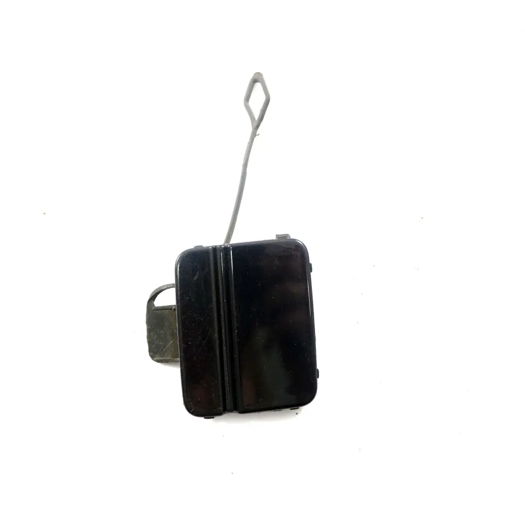 Flap Towing Eye Parachoques trasero Carbonschwarz Metallic 7116690 para BMW E90 con número de pieza 0034445 BMW E90 Flap Towing Eye Parachoques trasero Carbonschwarz Metallic 7116690 - SKU P0034445-CAR - Número de pieza 0034445