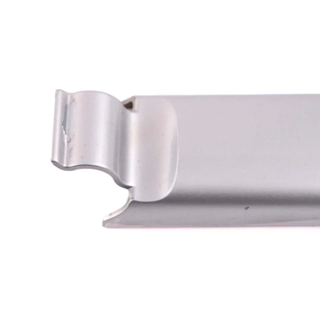 Prawa Osłona Zawiasu Bagażnika do MINI R52 Cabrio o numerze 0390078 MINI R52 Cabrio Prawa Osłona Zawiasu Bagażnika - SKU P0390078-PS - Numer Części 0390078