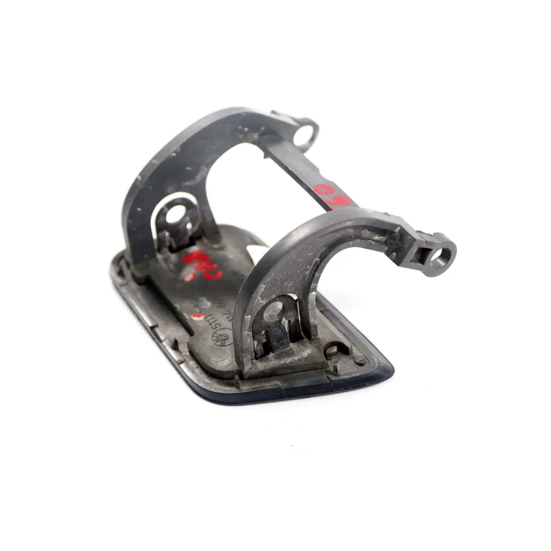 Zaślepka spryskiwacza prawa m pakiet do BMW E60 o numerze 0397278 BMW E60 Zaślepka spryskiwacza prawa m pakiet - SKU P0397278-CAR - Numer Części 0397278