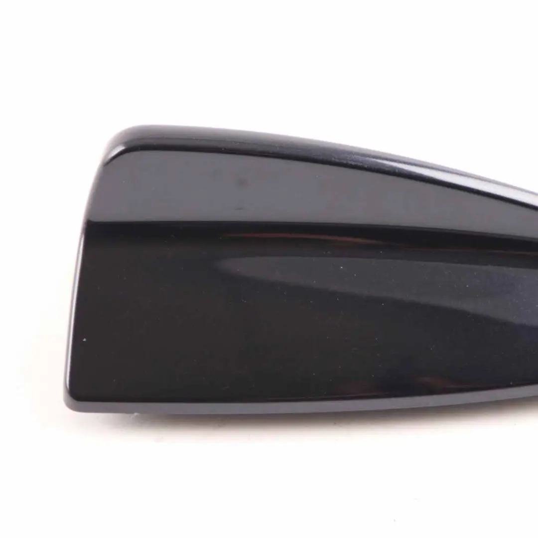 Tetto Antenna Shark Cover Trim Carbonschwarz Nero - 416 per BMW X5 E70 X6 E71 F11 con numero di parte 0420271 BMW X5 E70 X6 E71 F11 Tetto Antenna Shark Cover Trim Carbonschwarz Nero - 416 - SKU P0420271-CAR - Numero di parte 0420271