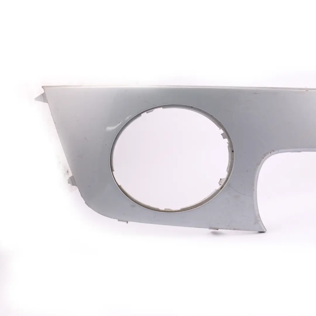 Blende Vorne Rechts Pure Silver 900 Silber 2753658 para Mini Cooper R55 R56 1 con número de pieza 0430224 Mini Cooper R55 R56 1 Blende Vorne Rechts Pure Silver 900 Silber 2753658 - SKU P0430224-PS1 - Número de pieza 0430224