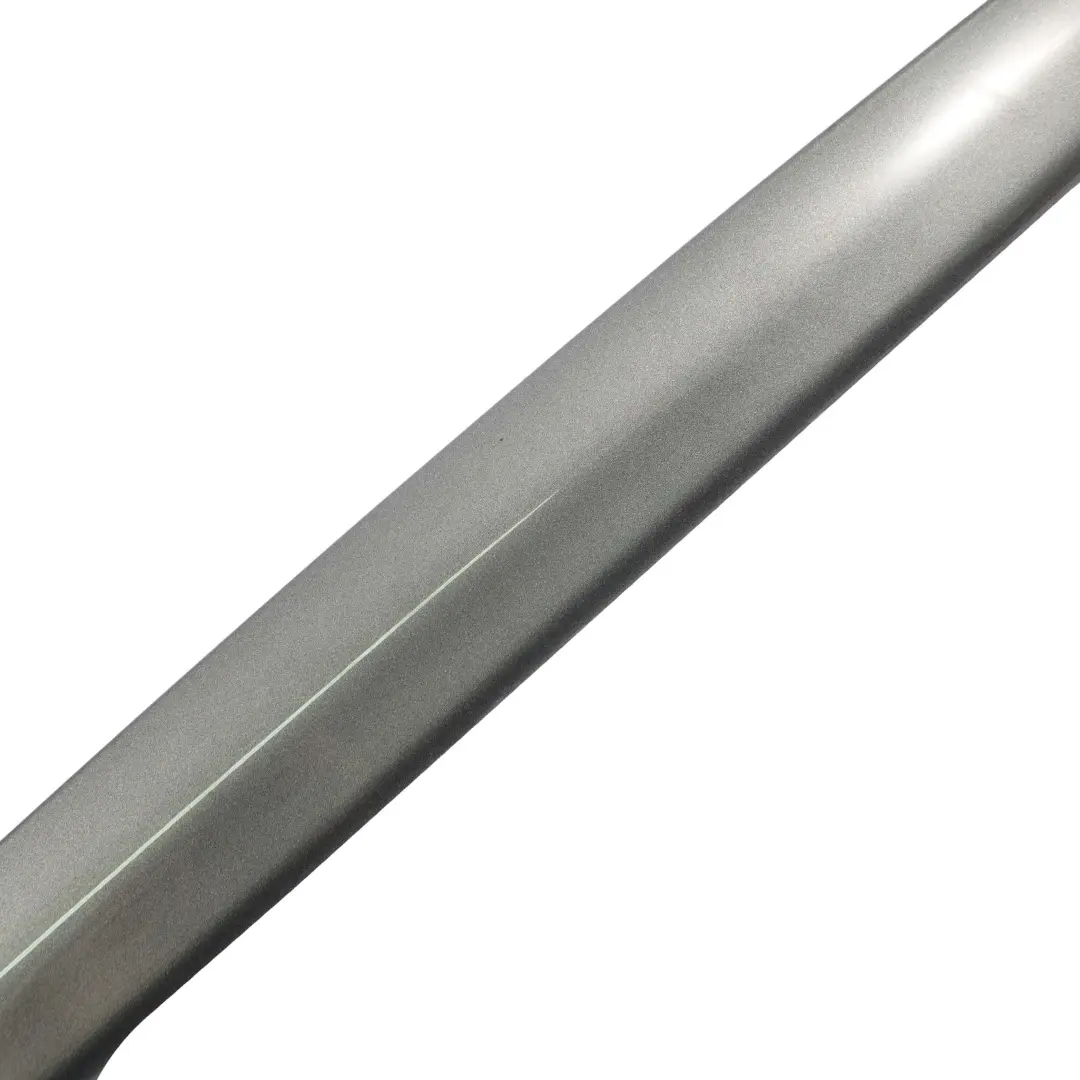 coperchio bagagliaio Maniglia baule Pannello copertura argento scuro per Mini R56 con numero di parte 0430312 Mini R56 coperchio bagagliaio Maniglia baule Pannello copertura argento scuro - SKU P0430312-DS1 - Numero di parte 0430312