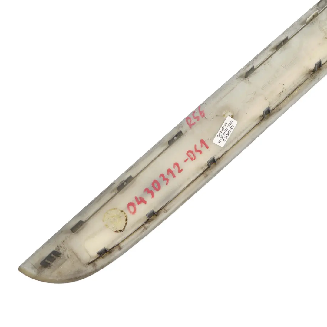 coperchio bagagliaio Maniglia baule Pannello copertura argento scuro per Mini R56 con numero di parte 0430312 Mini R56 coperchio bagagliaio Maniglia baule Pannello copertura argento scuro - SKU P0430312-DS1 - Numero di parte 0430312