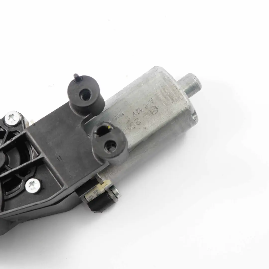 Mercedes W212 Motore sedile anteriore sinistro N/S Attuatore altezza - SKU P1-07255-01 - Numero di parte P1-07255-01