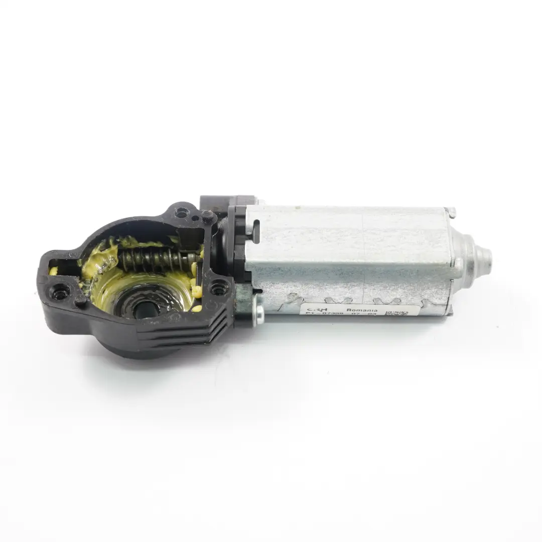Mercedes W212 Stellmotor Sitzverstellung Vorne Links - SKU P1-08483-02 - Teilenummer P1-08483-02