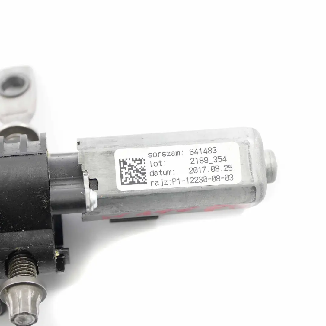 Mercedes W176 Motor asiento delantero derecho Accionamiento - SKU P1-12230-08-03 - Número de pieza P1-12230-08-03