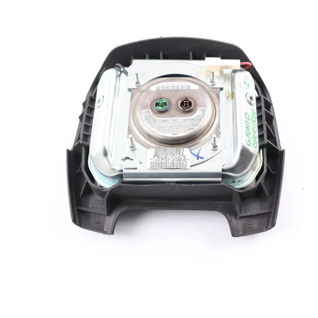 Steering Wheel Air Module Driver's Side Black to Jeep Grand Cherokee WJ with Part number P5GV61XDVAC Jeep Grand Cherokee WJ Steering Wheel Air Module Driver's Side Black - SKU P5GV61XDVAC - Part number P5GV61XDVAC