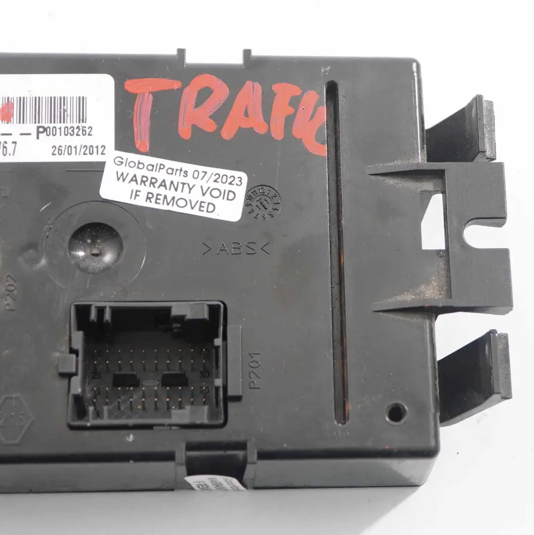 Modulo di controllo della carrozzeria BCM ECU per Renault Trafic II con numero di parte P8200943317 Renault Trafic II Modulo di controllo della carrozzeria BCM ECU - SKU P8200943317 - Numero di parte P8200943317