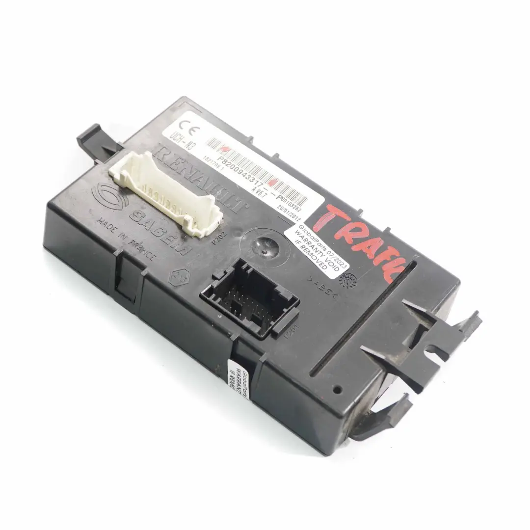 Renault Trafic II Unité de contrôle de la carrosserie BCM ECU - SKU P8200943317 - Numéro de pièce P8200943317