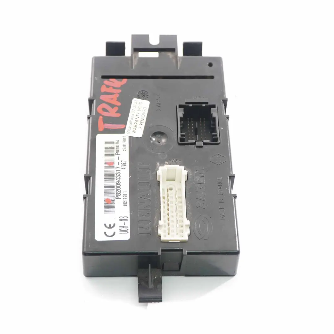 Unidad de Control de la Carrocería BCM ECU para Renault Trafic II con número de pieza P8200943317 Renault Trafic II Unidad de Control de la Carrocería BCM ECU - SKU P8200943317 - Número de pieza P8200943317