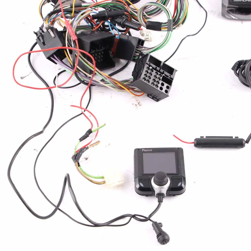  Genuine Parrot CK3200LS Alpine eX-10 Bluetooth Hands-free Connection Control Set - SKU Parrot Alpine eX-10 - Part number Parrot Alpine eX-10