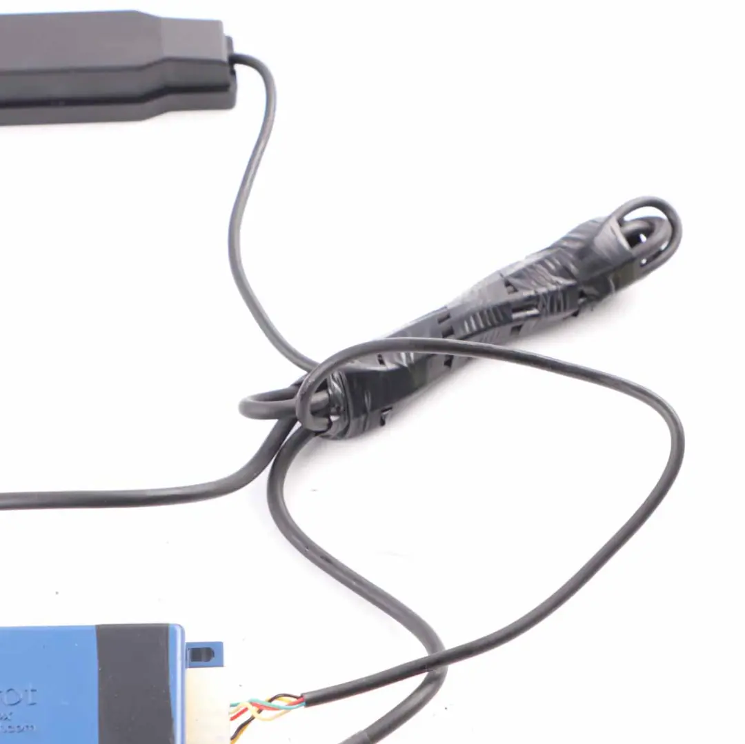 Kit de conexión manos libres Bluetooth Parrot CK3000EVO Evolution original para con número de pieza CK3100N Kit de conexión manos libres Bluetooth Parrot CK3000EVO Evolution original - SKU Parrot CK3100N - Número de pieza CK3100N
