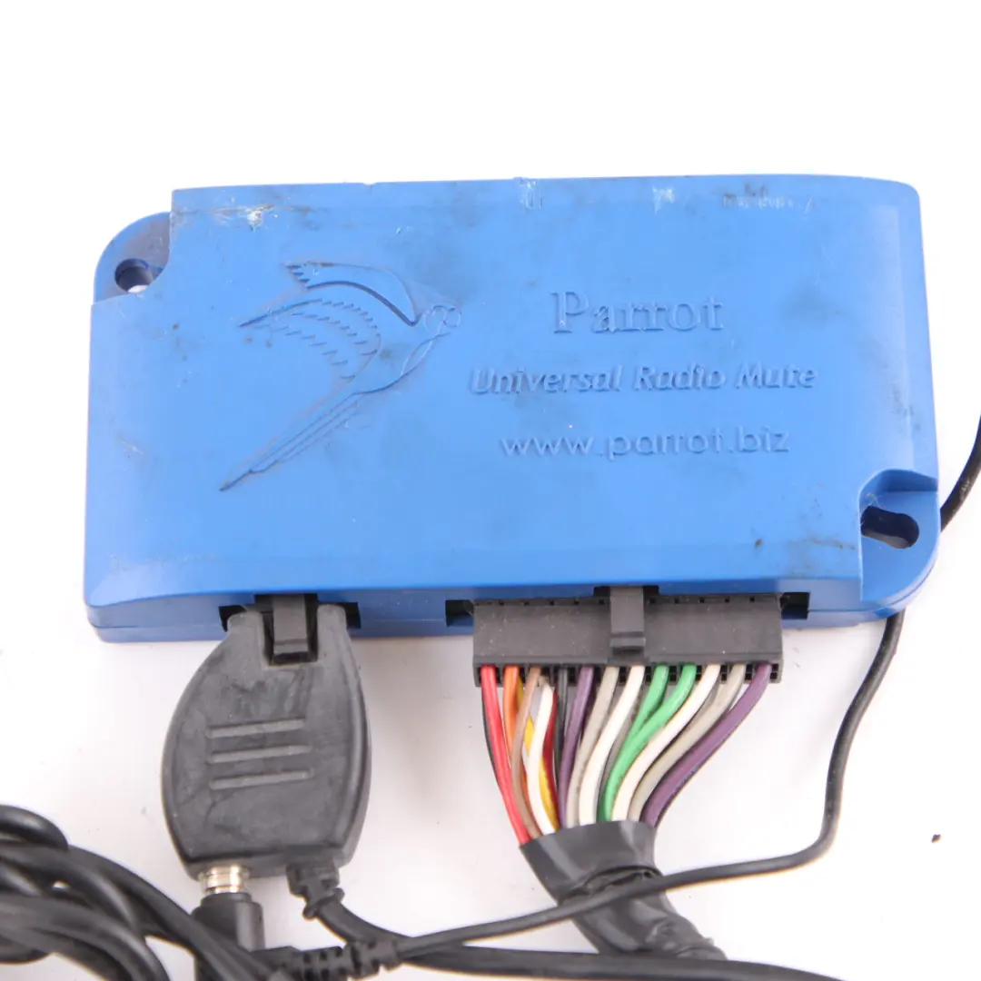 Genuine Bluetooth Hands-free Connection Microphone Set to with Part number Parrot CK3200LS Genuine Bluetooth Hands-free Connection Microphone Set - SKU Parrot CK3200LS - Part number Parrot CK3200LS