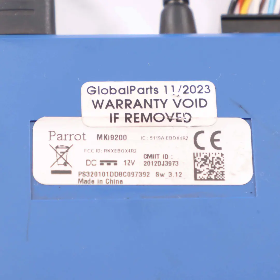 Zestaw Głośnomówiący Bluetooth Mikrofon Autoradio do o numerze MKi9200 Zestaw Głośnomówiący Bluetooth Mikrofon Autoradio - SKU Parrot MKi9200 - Numer Części MKi9200