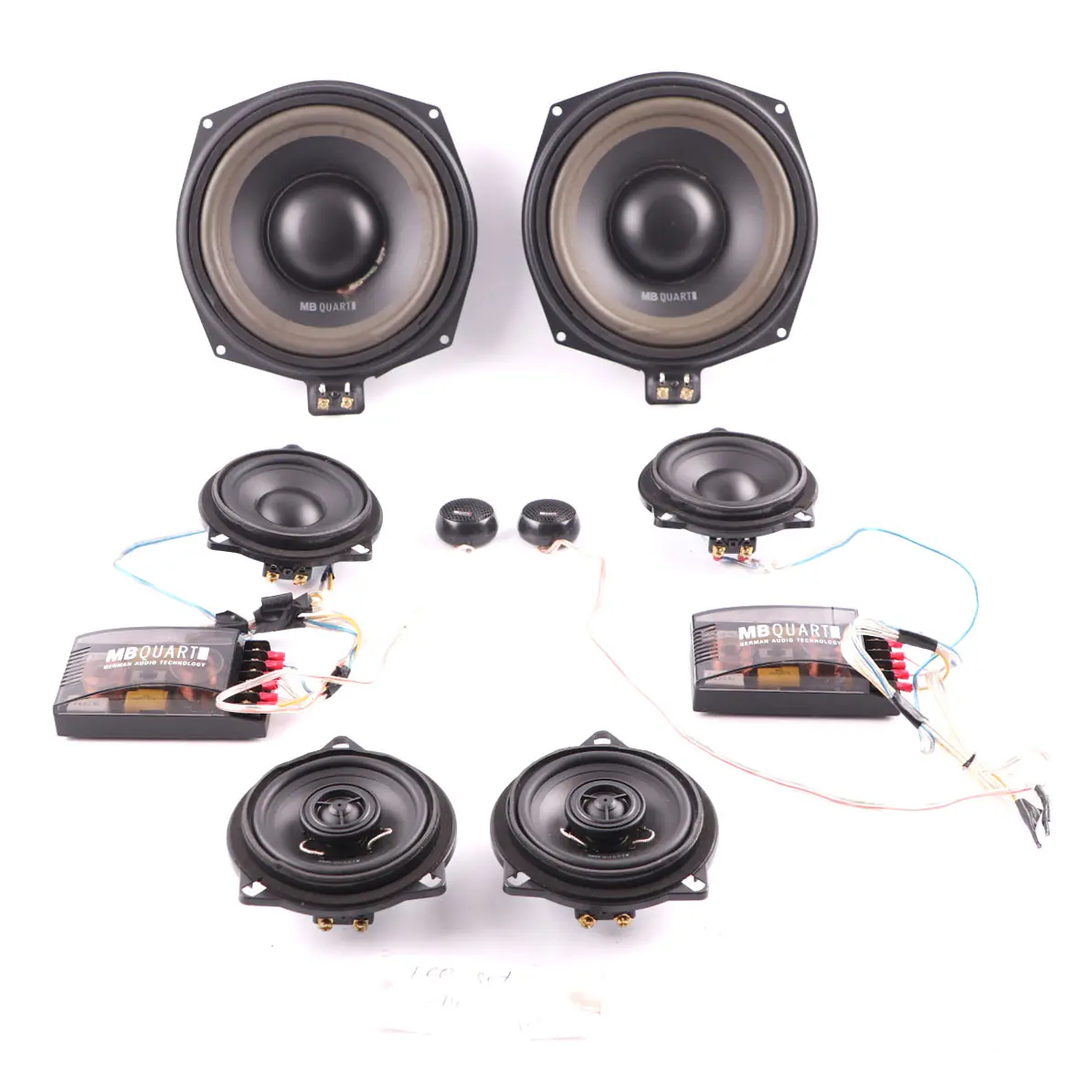 BMW E60 E87 E90 MB Quart QMW200 Stereo Audio Speaker Woofer Audio Unit Set