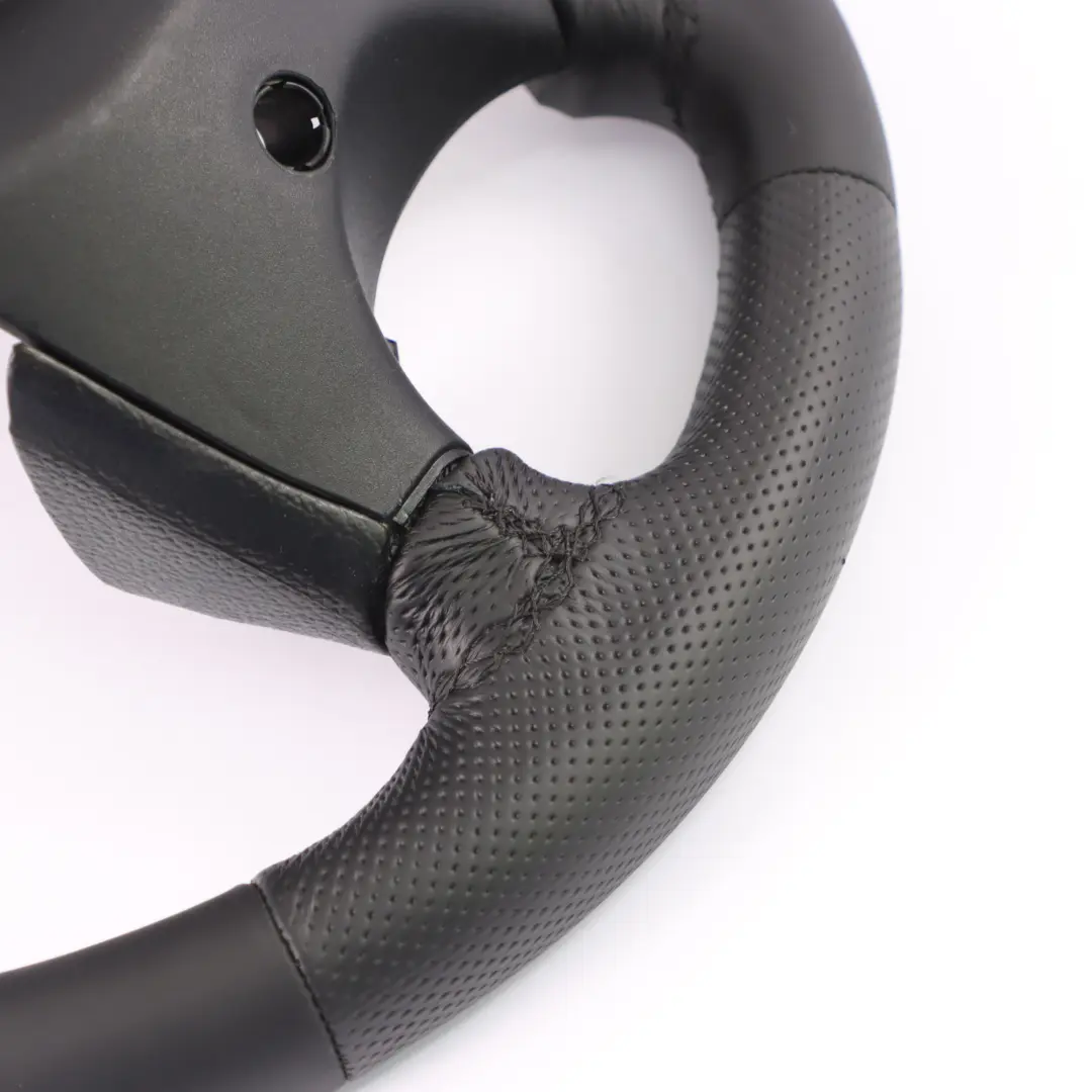 NUOVO Volante in pelle nera per Land Rover Freelander 1 con numero di parte QTB000472 Land Rover Freelander 1 NUOVO Volante in pelle nera - SKU QTB000472-1 - Numero di parte QTB000472