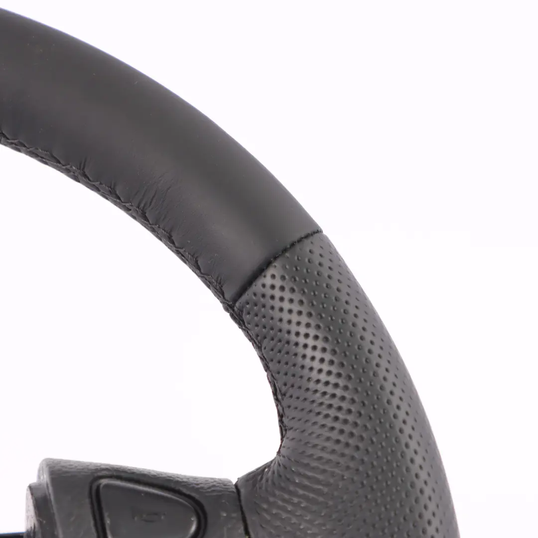 Leather Steering Wheel to Land Rover Freelander 1 NEW Black with Part number QTB000472 Land Rover Freelander 1 NEW Black Leather Steering Wheel - SKU QTB000472-1 - Part number QTB000472