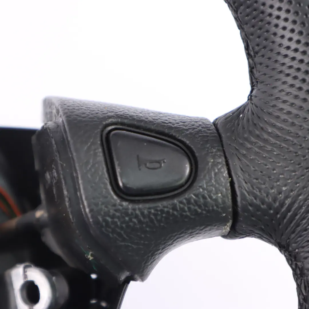 NUOVO Volante in pelle nera per Land Rover Freelander 1 con numero di parte QTB000472 Land Rover Freelander 1 NUOVO Volante in pelle nera - SKU QTB000472-1 - Numero di parte QTB000472