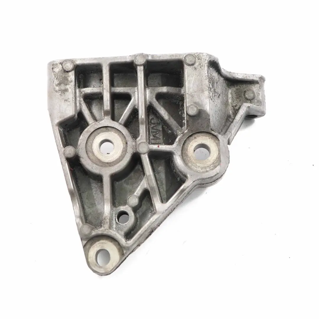 Supporto pompa servosterzo per Land Rover Range Sport L320 3.0 D con numero di parte QVU500340 Land Rover Range Sport L320 3.0 D Supporto pompa servosterzo - SKU QVU500340 - Numero di parte QVU500340